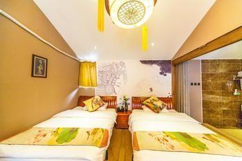 Nobles Living Castle Hotel Lijiang  Esterno foto