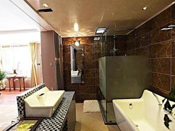 Nobles Living Castle Hotel Lijiang  Esterno foto
